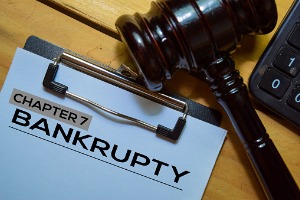 Chapter 7 Bankruptcy with gavel in Pekin IL